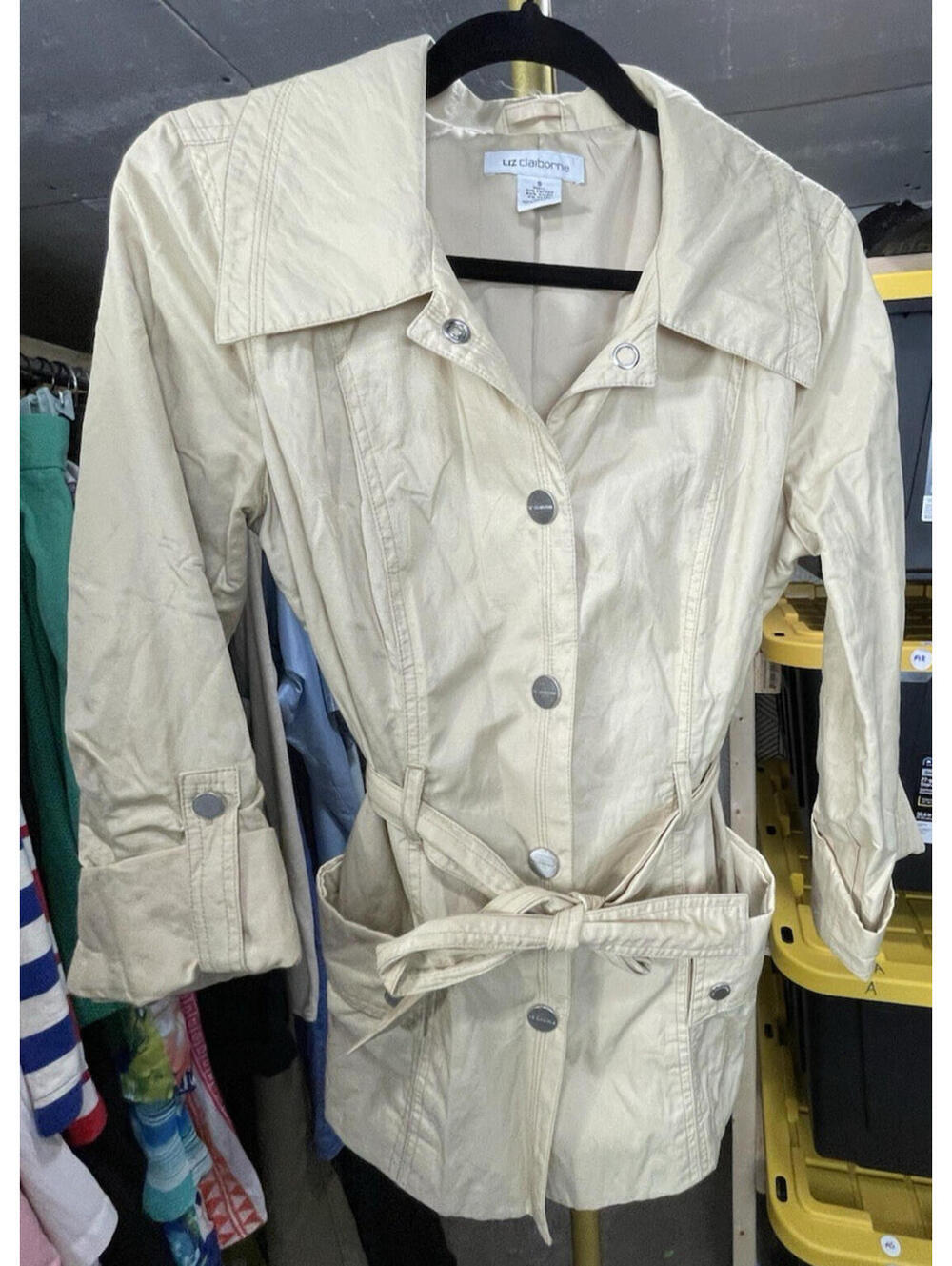 Liz Claiborne Light Trench Jacket Beige Sz S Belt Pockets Roll Tab Sleeves